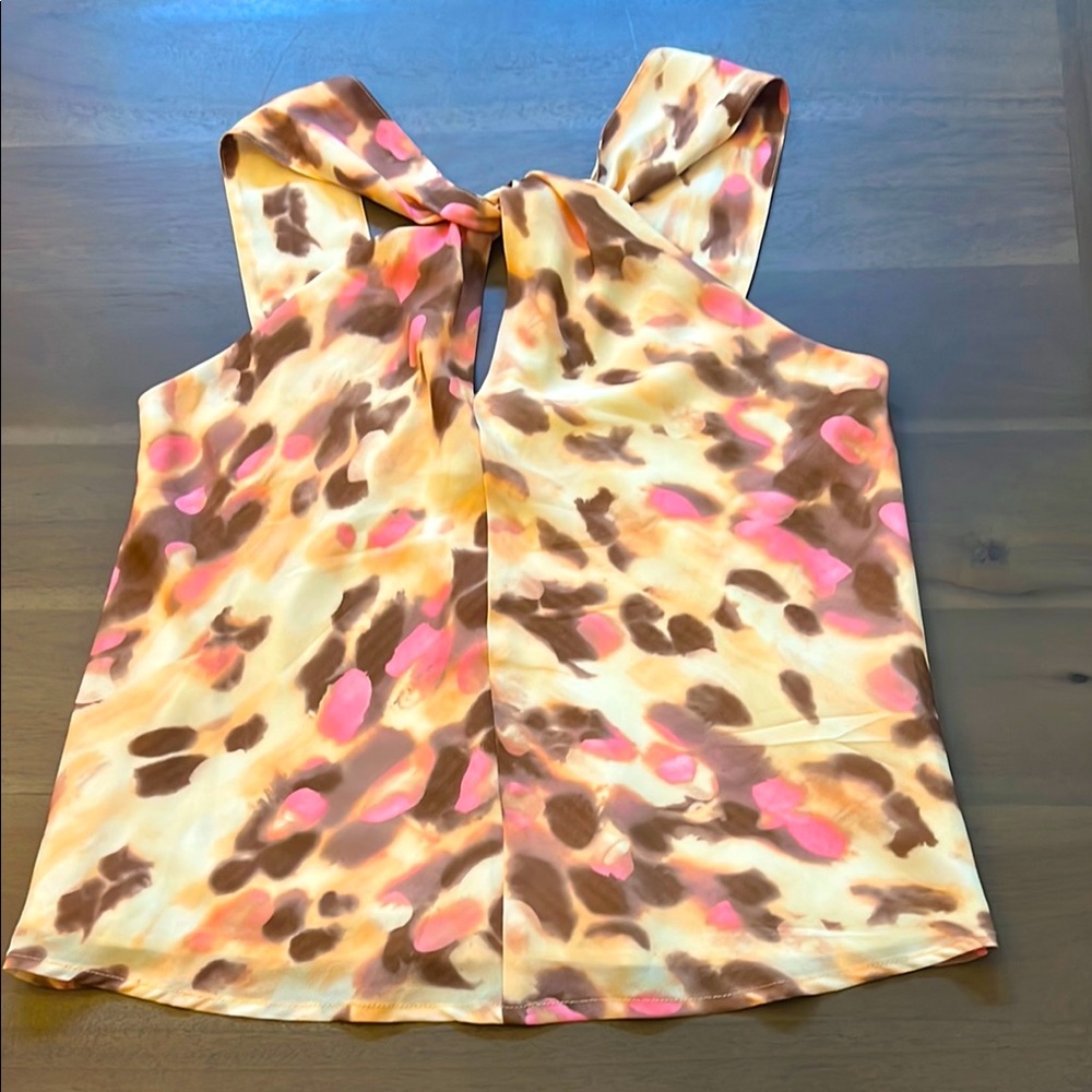 Twist Front Halter Blouse - size XS NWT - Picture 4 of 8